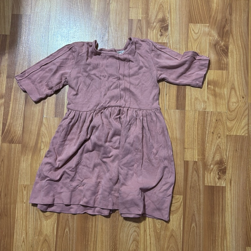 Girls dress size 5 kate quinn
